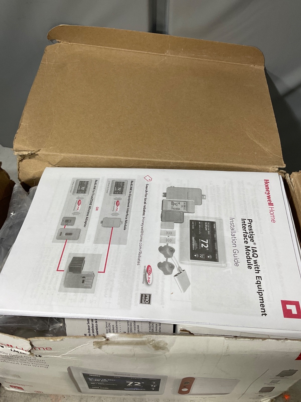+Honeywell Home Triusse Prestige IAQ Kit(YTHX9421R7001WW)