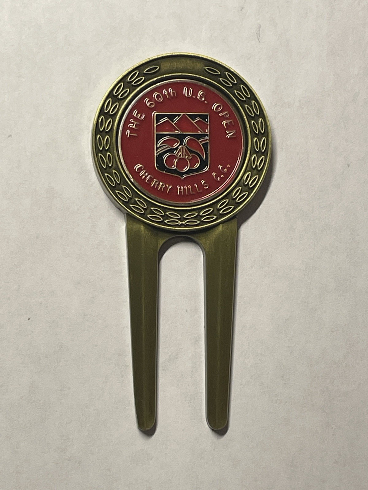 1960 U.S. Open Championship Divot Tool & 1" Golf Marker - Arnold Palmer Winner!