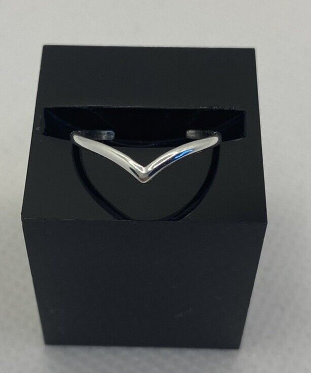Sterling Silver V Shape Toe Ring Midi Ring SZ 4 Adjustable Chevron Tiny Stylish