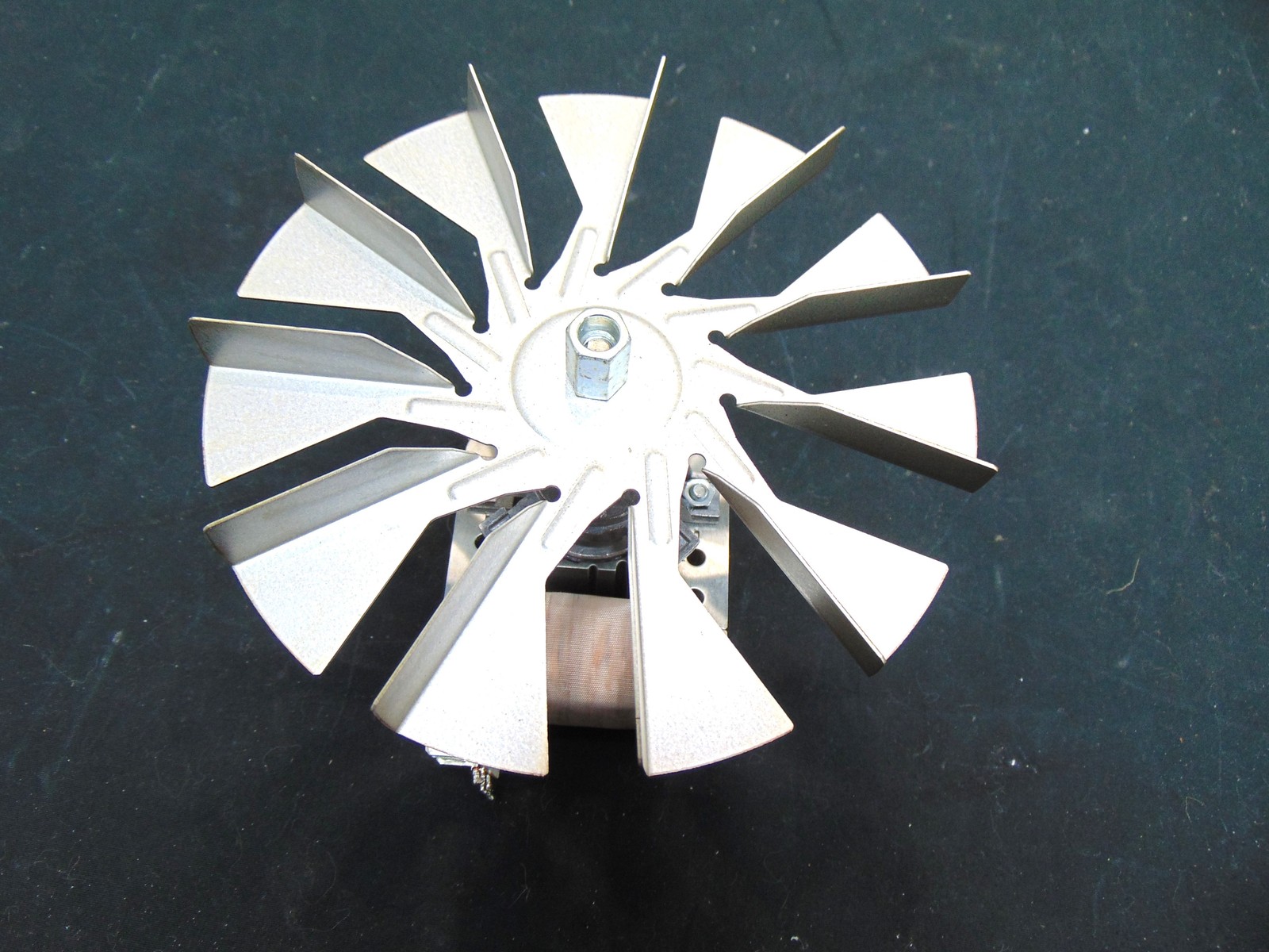 Frigidaire Electric Range GCFI3060BFD Convection Fan 5304526375 / 5304525455