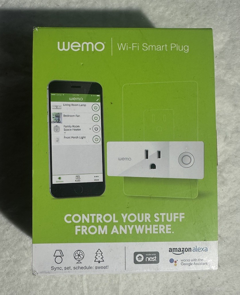 WeMo F7C063 WiFi Smart Plug with Alexa, Google Assistant and Apple Homekit
