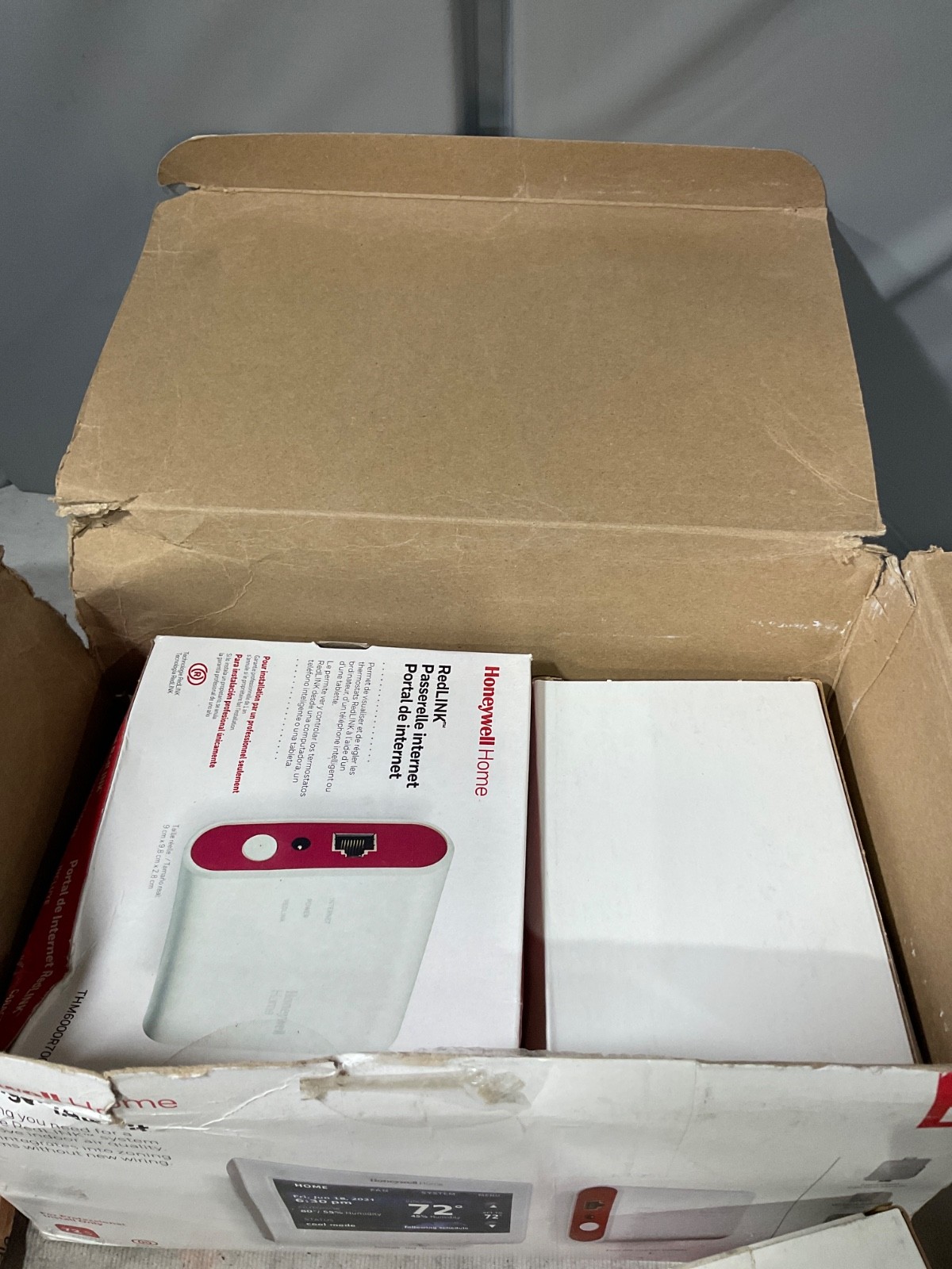 +Honeywell Home Triusse Prestige IAQ Kit(YTHX9421R7001WW)