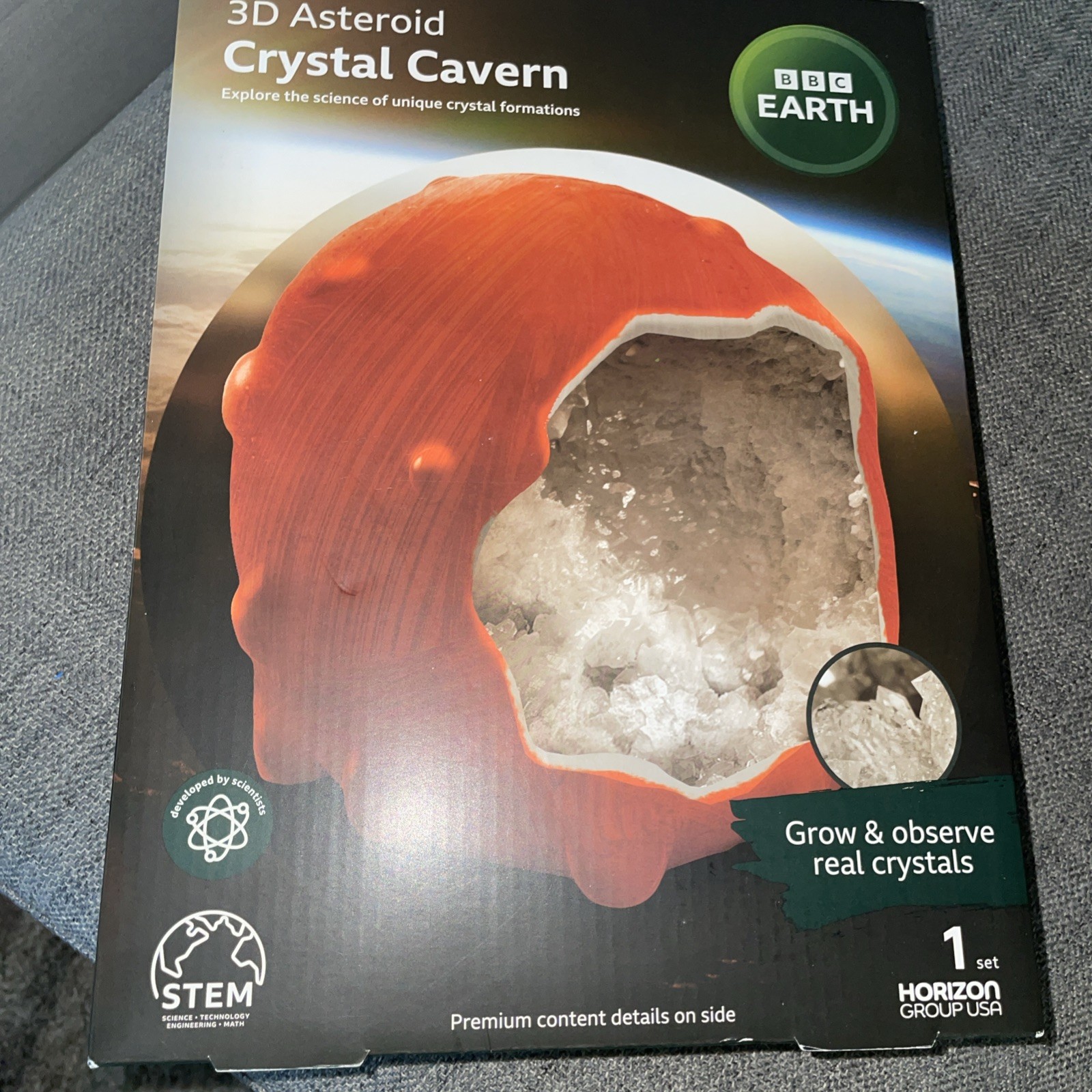 BBC Earth 3D Asteroid Crystal Cavern Grow & Observe Crystals