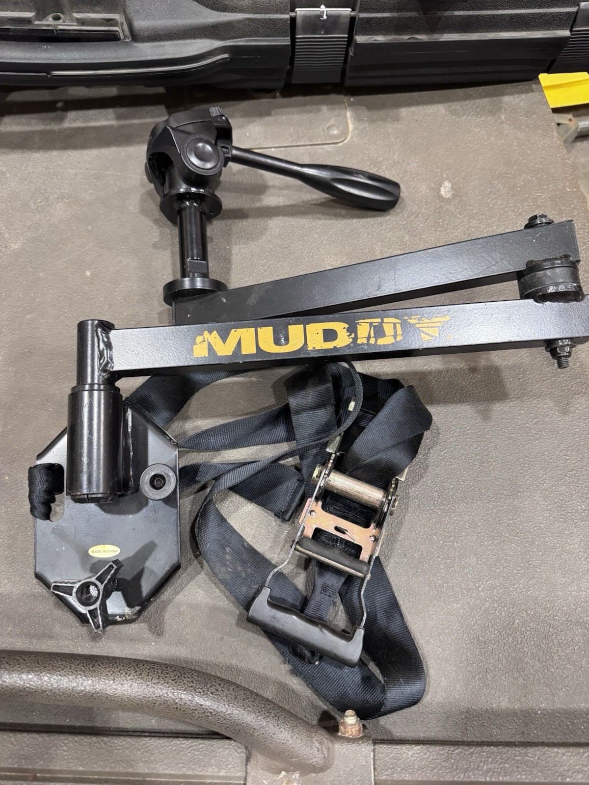 Muddy Hunt Hard Camera Arm Lightweight and Quiet for Outdoor Filming