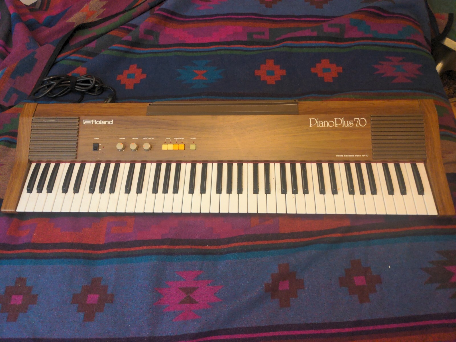Piano Plus 70 Roland HP-70 Read Desc