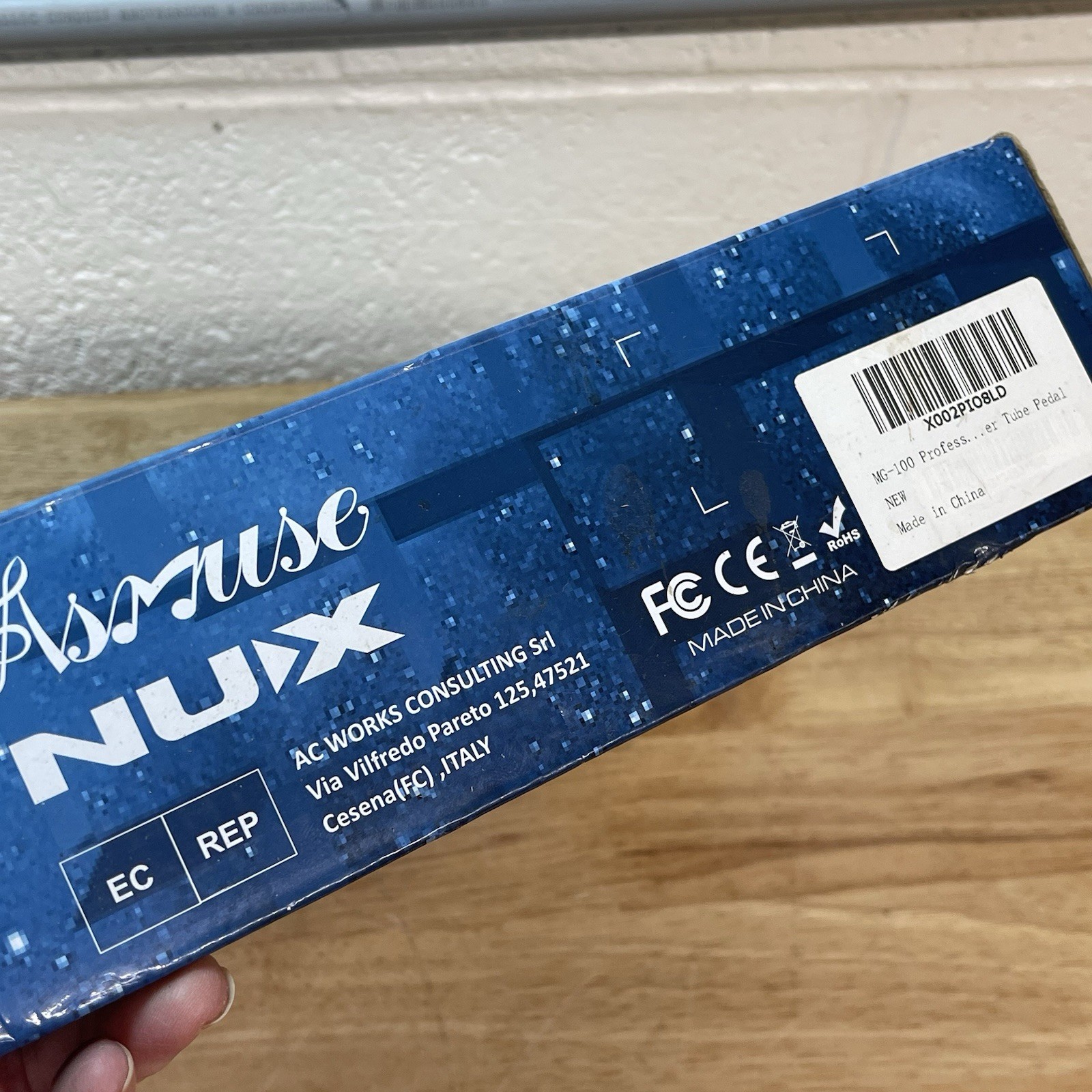 NUX MG-100 Modeling Guitar Processor