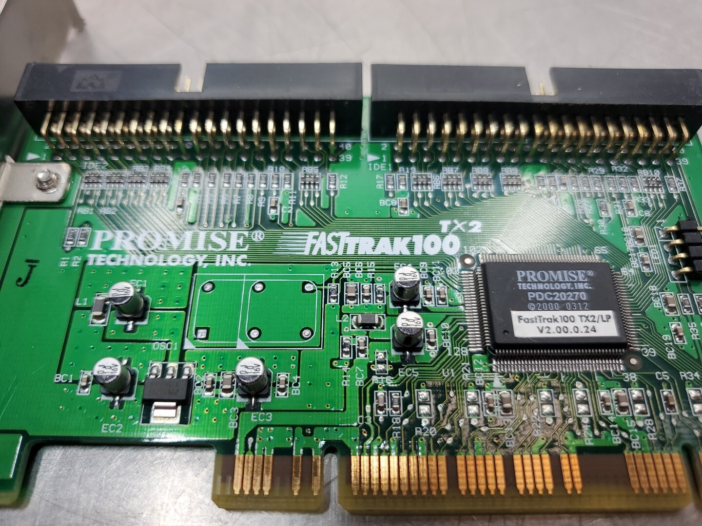 Promise Technology FastTrak 100 TX2 IDE PCI Raid Controller. 3E-2