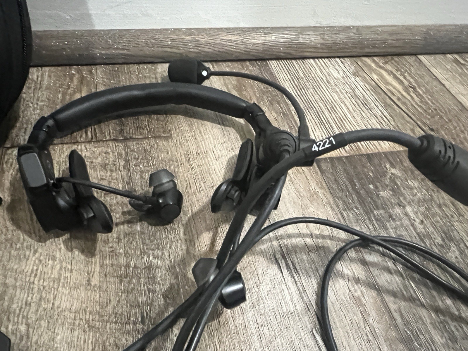Bose Proflight Series 2 Aviation Headset with Bluetooth Connectivity, With Case