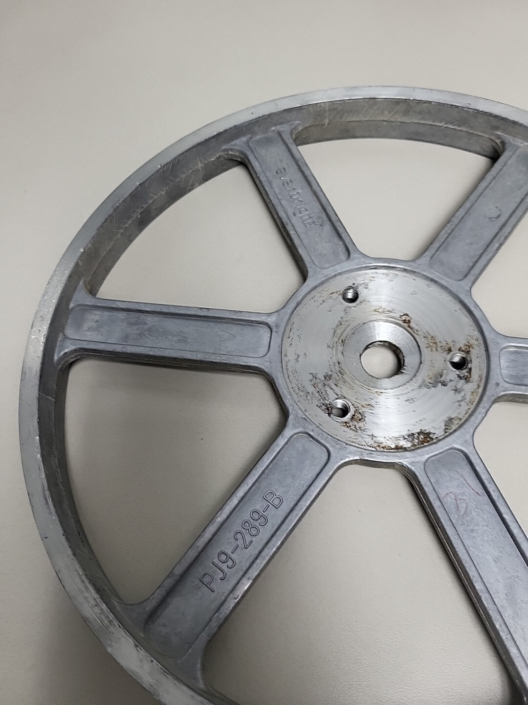 Champion C84e Elliptical Pulley (82)