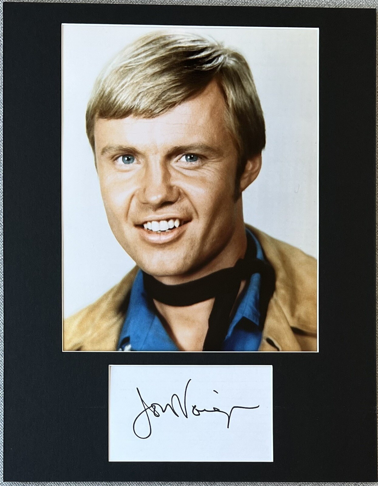 Jon Voight Signed In Person 11x14 Matted Autograph & Photo - Authentic
