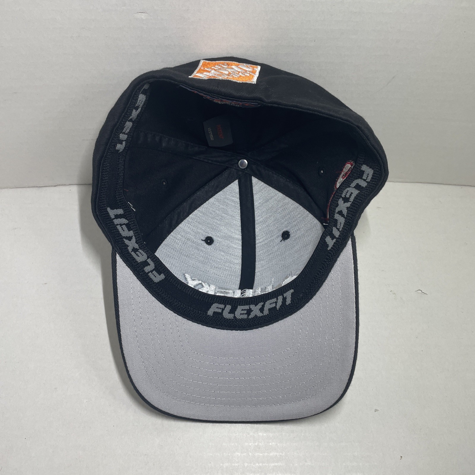 Husky Flexfit Embroidered Racing Hat Size Large - Extra Large
