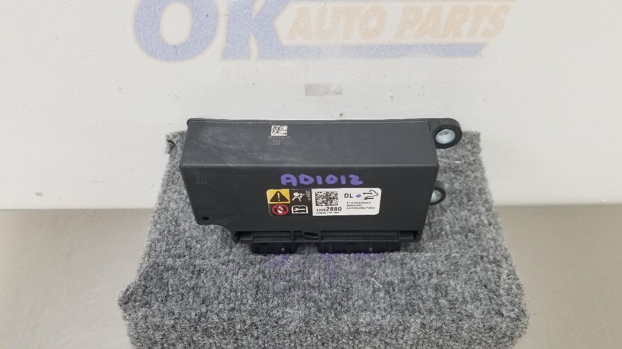 15 CHEVY SILVERADO 2500 SRS BAG MODULE 13592880