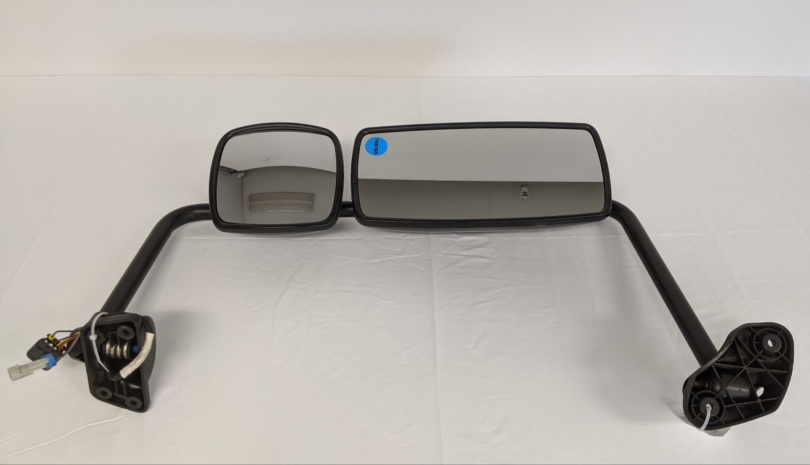 *Finish Defects* Freightliner M2 LH Cummins Black Mirror -  P/N A22-74243-062