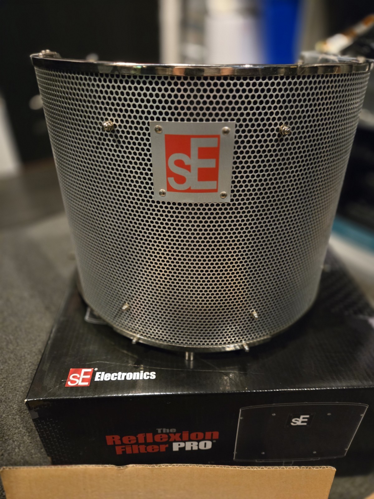 sE Electronics Reflexion Filter PRO Portable Vocal Booth