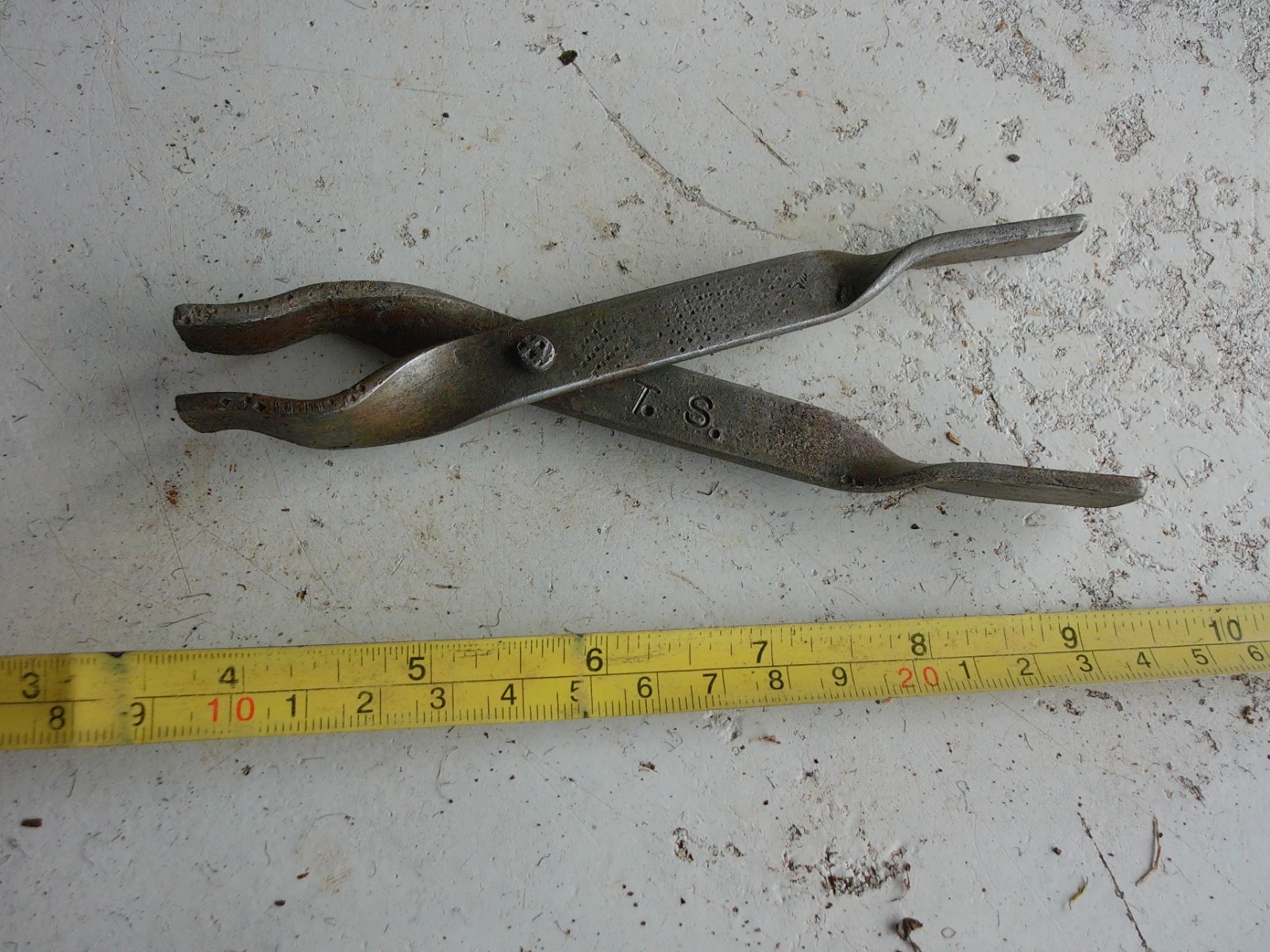 Vintage Metal Unknown Spreader ?? Tool Lot 25-41-Q-H
