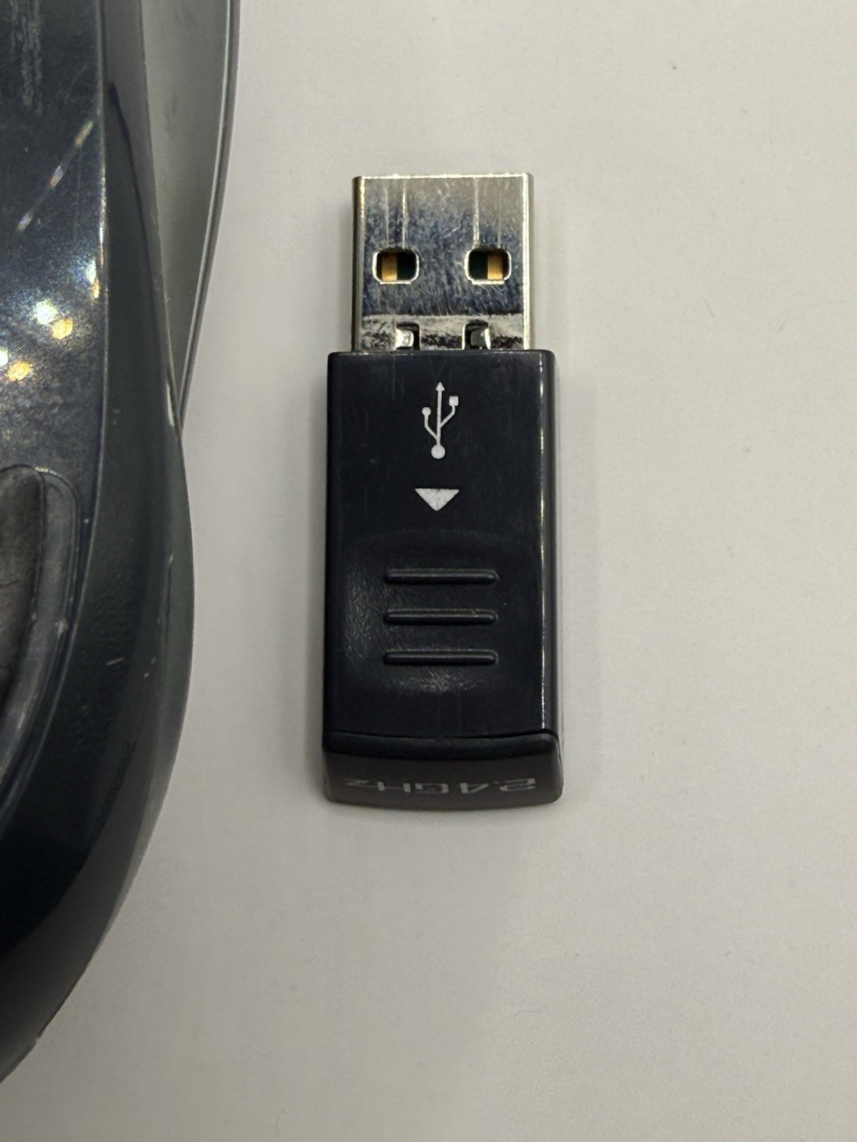 Logitech M-RCD125 Wireless USB Ergonomic Optical Mouse Tested and Working