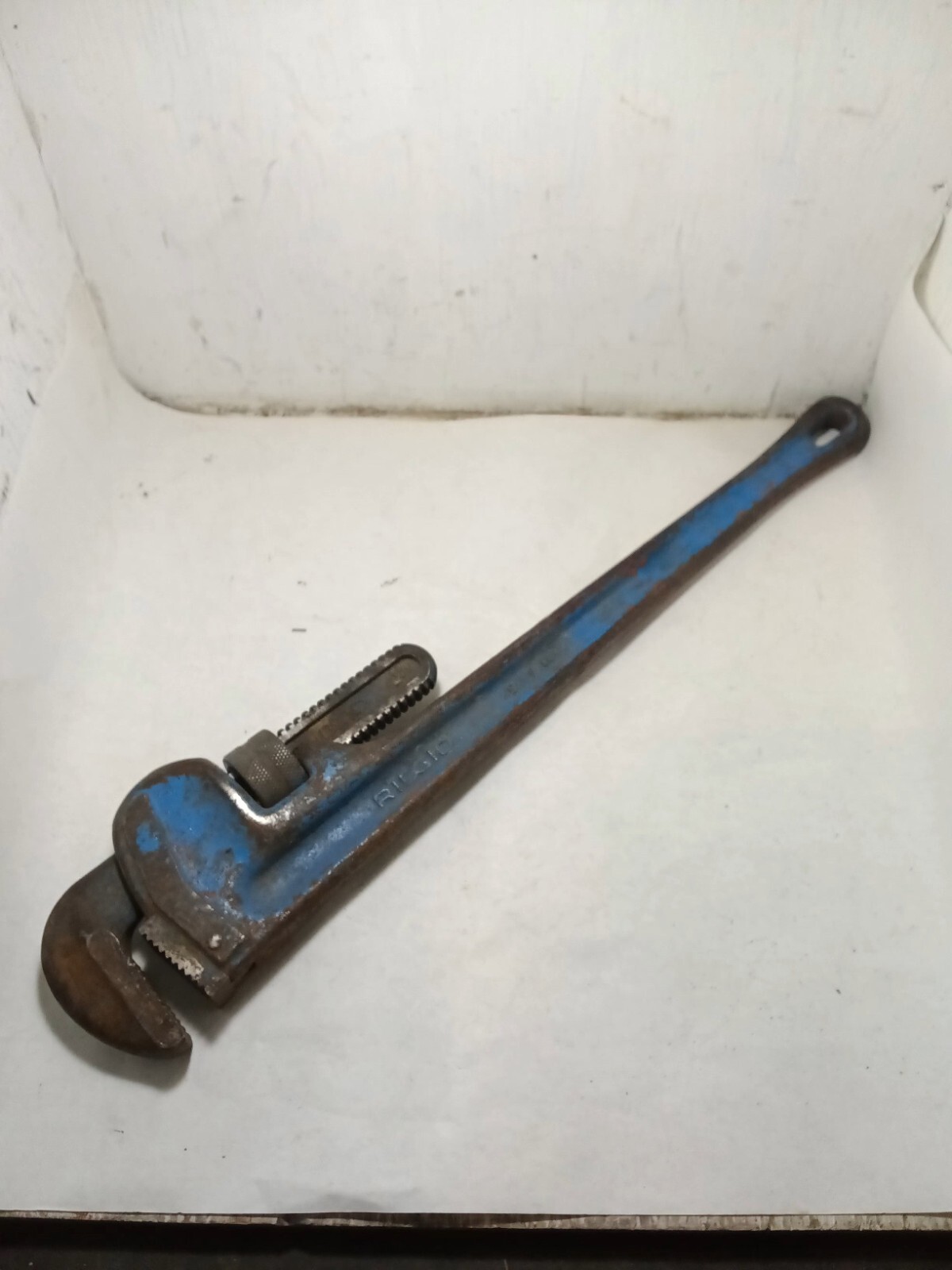 Ridgid 24" Heavy Duty Pipe Wrench Red  RIGID (WP35)