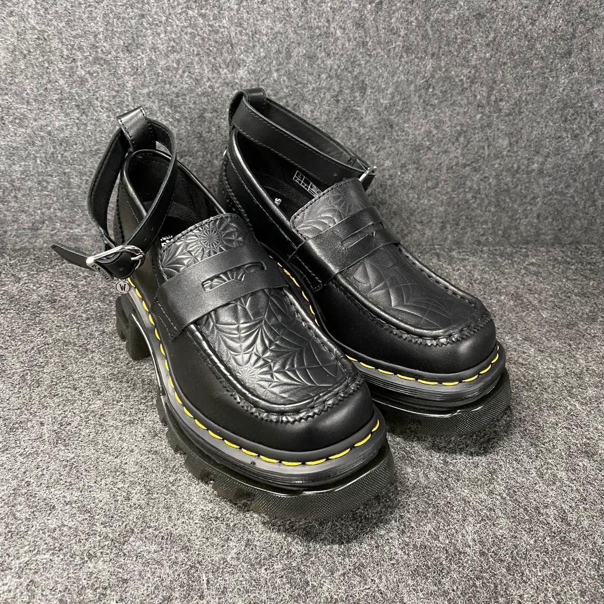 DR.MARTENS Corran Wednesday Heeled Loafers Women's Size 6 Black