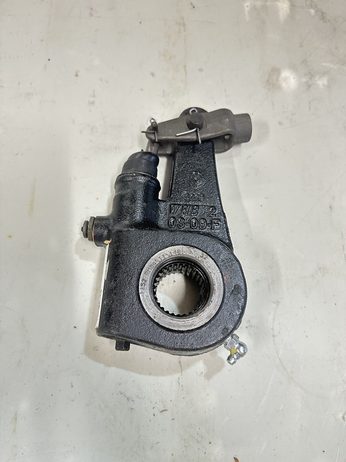 Meritor R801073 Air Brake Automatic Slack Adjuster   5.5 In Arm Length