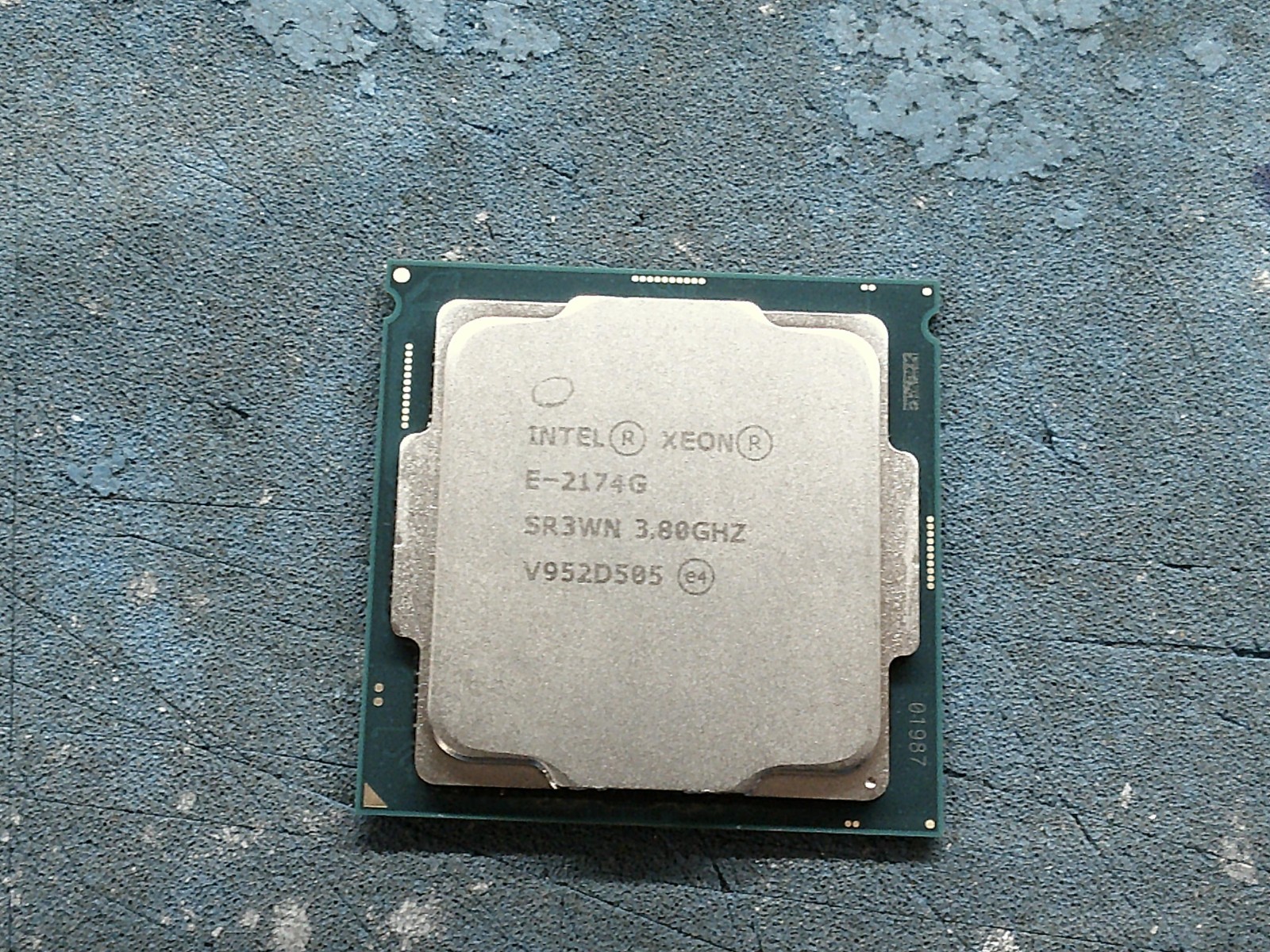 Lot of 5 Intel Xeon SR3WN E-2174G 3.80GHZ CPU Processor