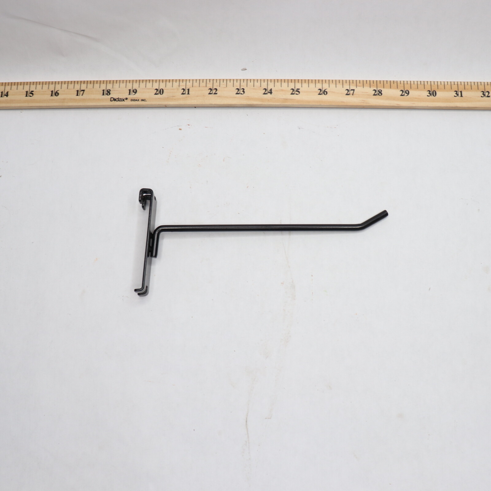 Gridwall Hook Black 1/4" Wire 8" Long 04708