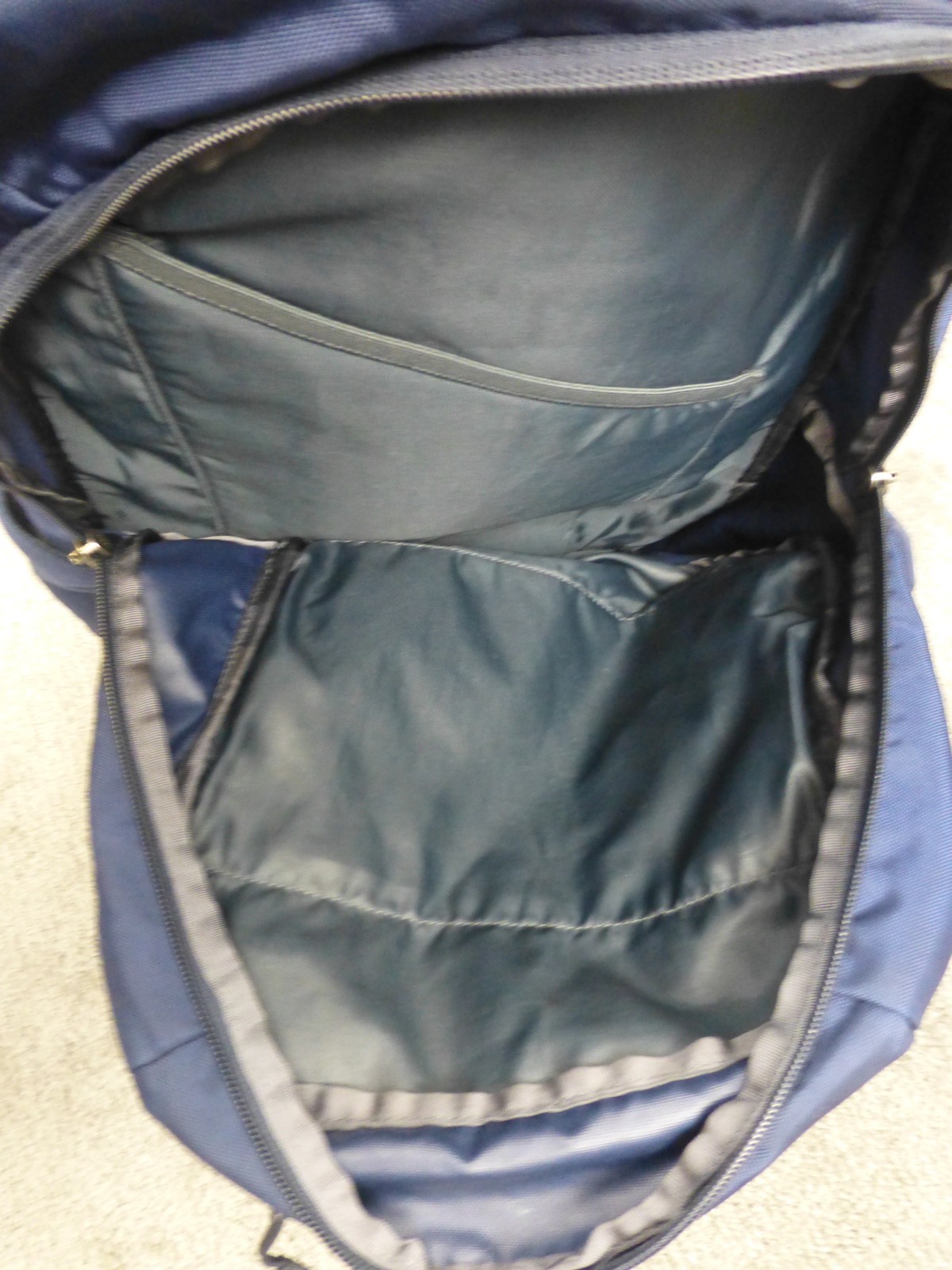 Patagonia Chacabuco Backpack 30L Navy Blue