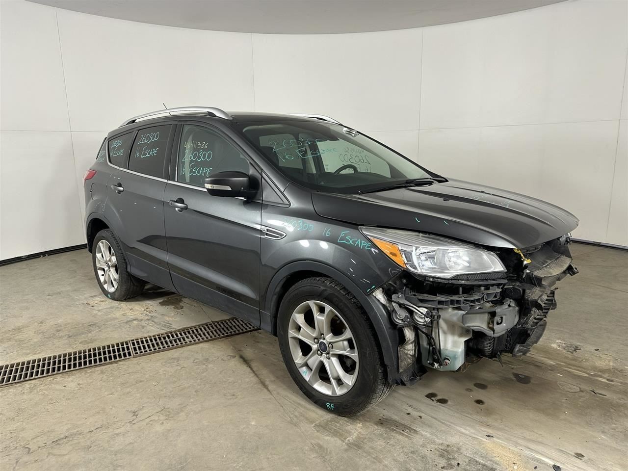 Driver Left Front Spindle/Knuckle Fits 13-19 ESCAPE 2857617