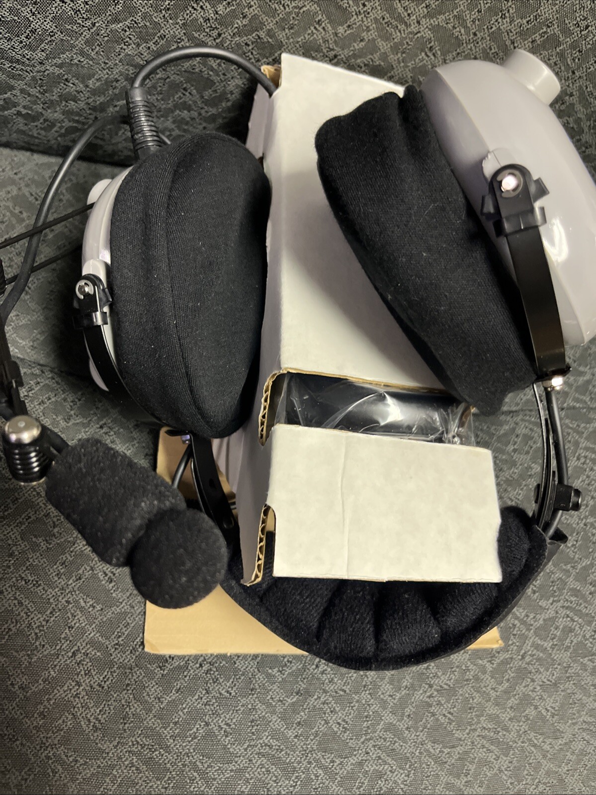 Concept Industries Soft Comm C-60 Silver Edition Aviation Pilot's Headset New