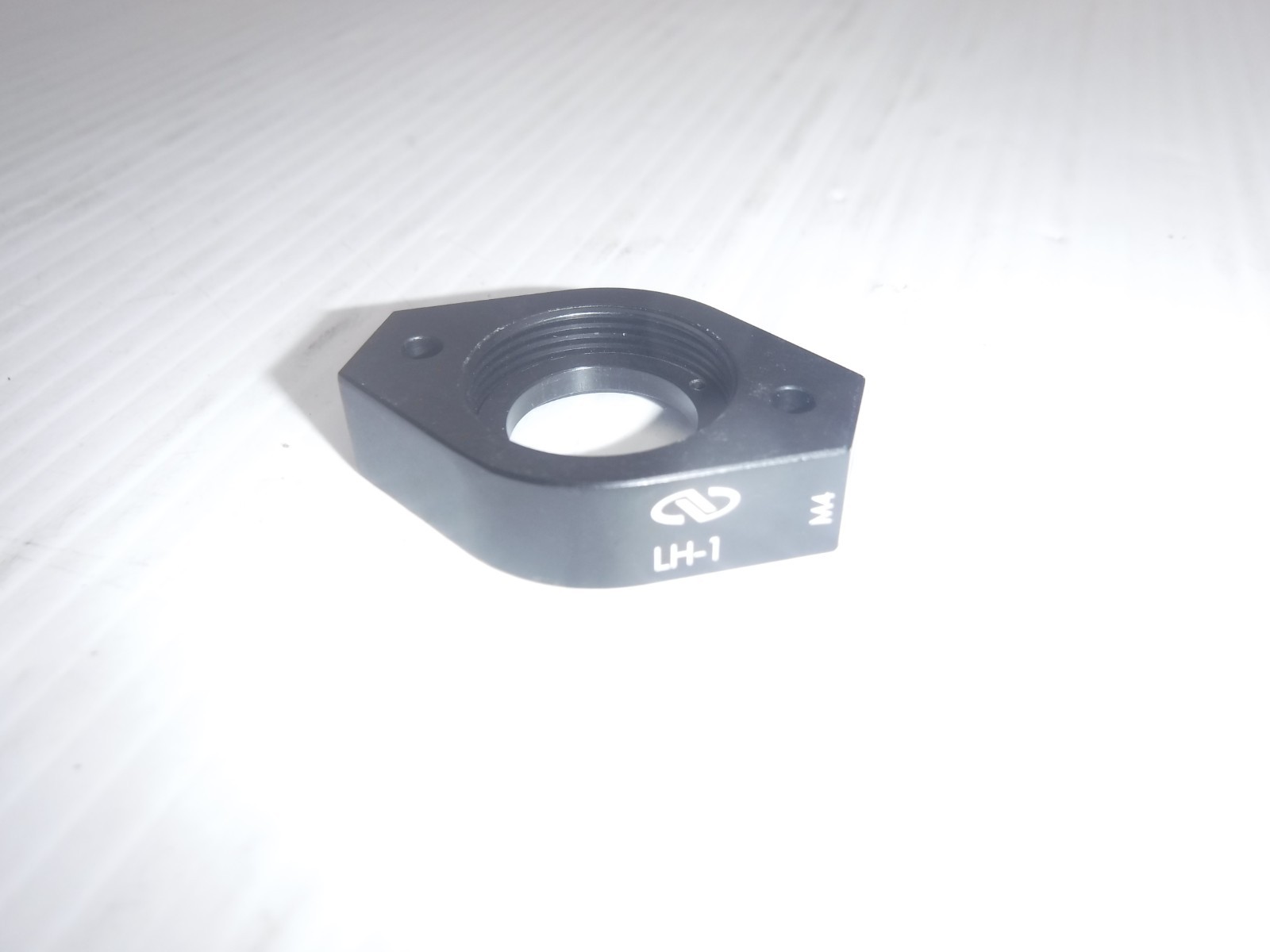 Newport LH-1 Threaded Objective Holder M4