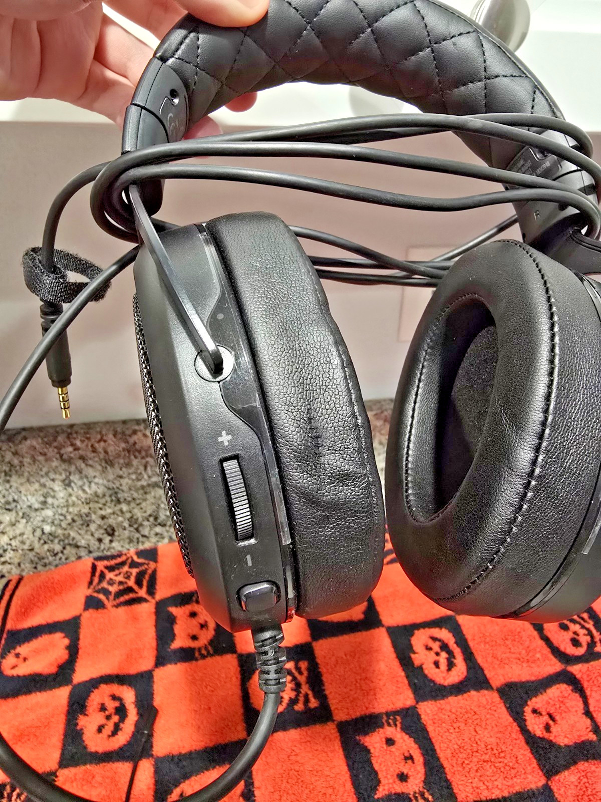 Corsair HS50 Pro Black Stereo Gaming Headset Wired - 3.5mm Jack - Multiplatform