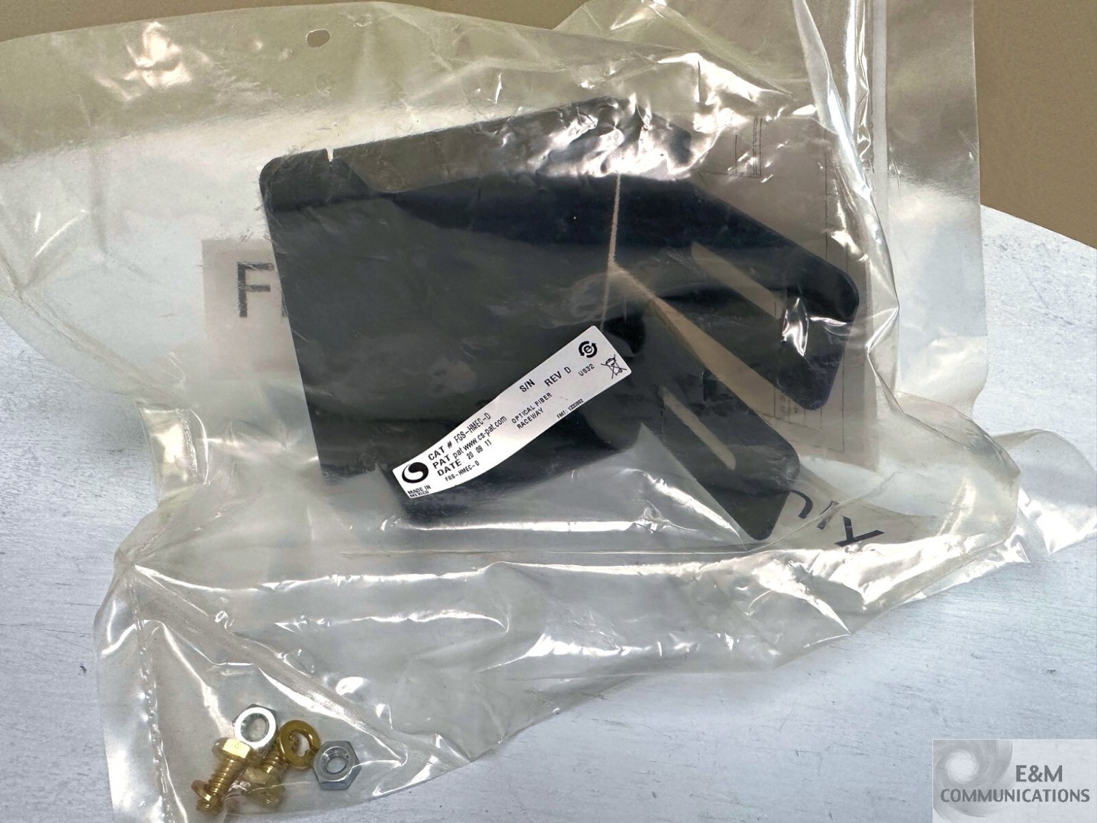 NEW FGS-HMEC-D ADC TE COMMSCOPE FIBERGUIDE 4x4 VERTICAL END CAP BLACK