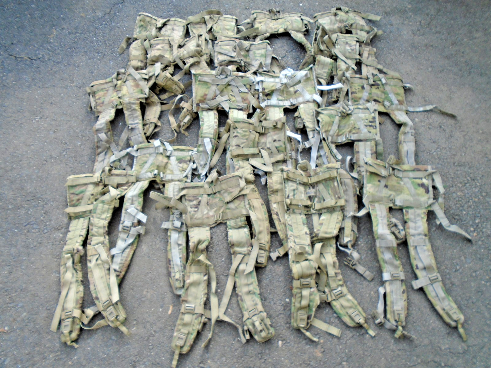 USGI Lot Of 18 OCP Shoulder Straps For Large Rucksack (DAMAGED FOR REPAIR)