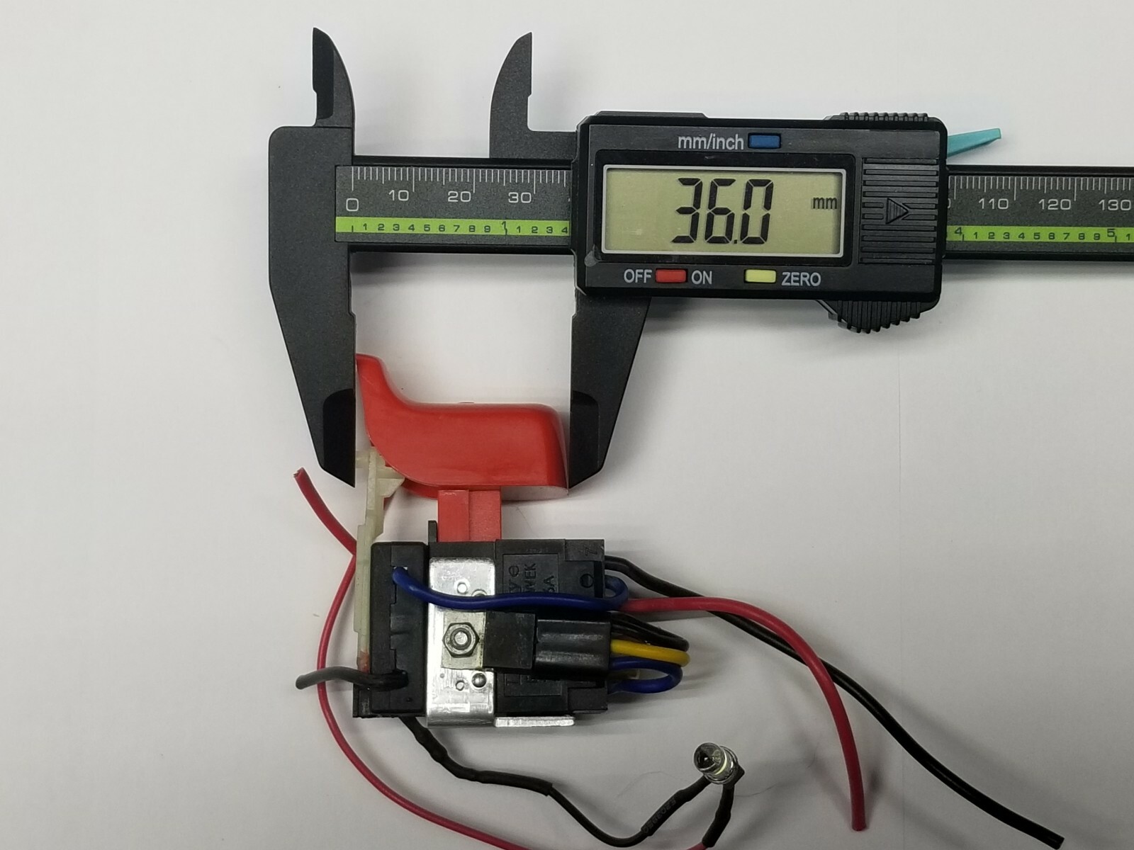 Trigger Switch Double Pole Single Throw 7.2 - 24 v DC @ 15a Momentary DPST NO