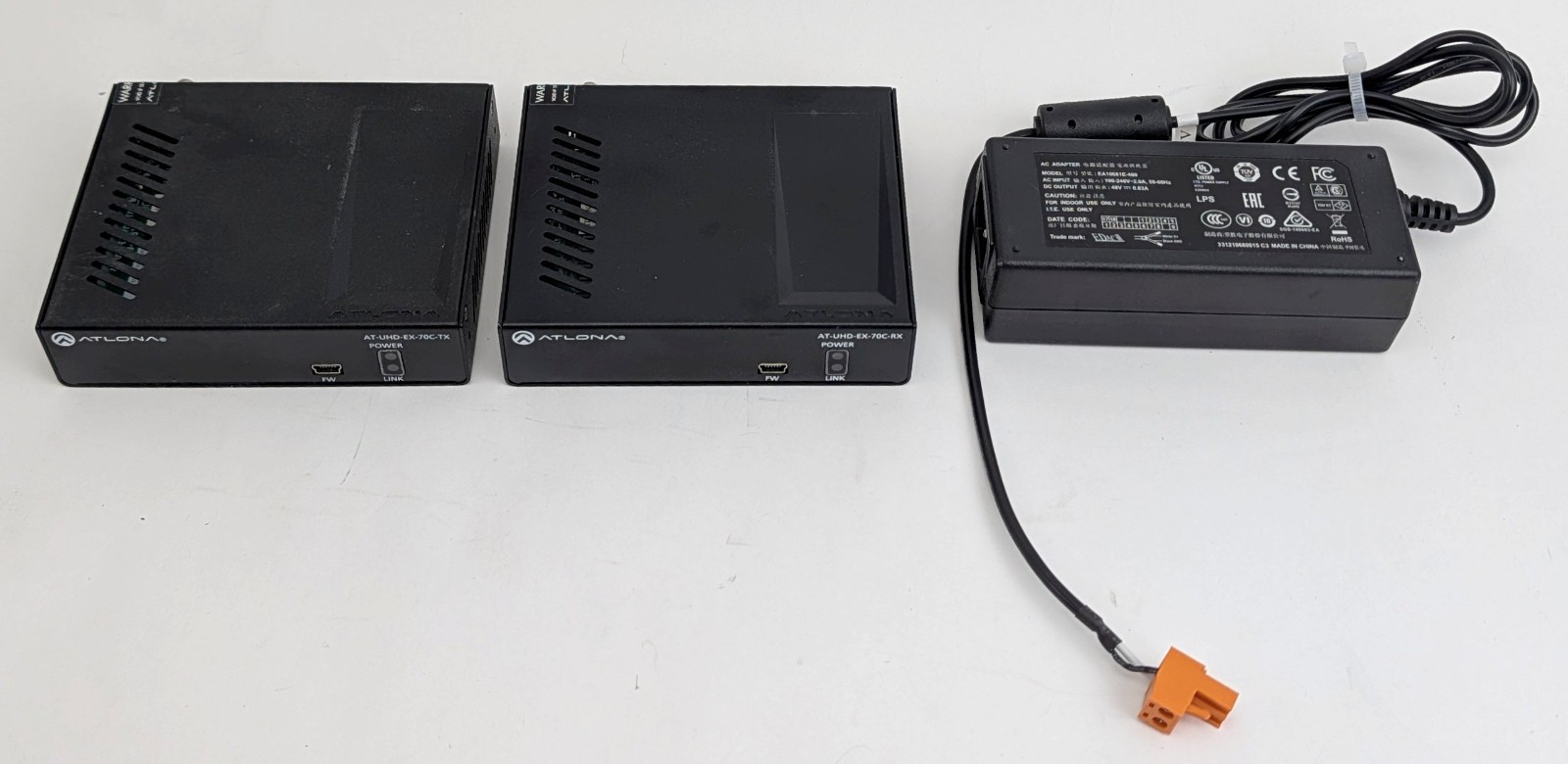 Atlona AT-UHD-EX-70C TX RX Pair 4K HDMI Extender Kit over Cat6  w/ Power Supply