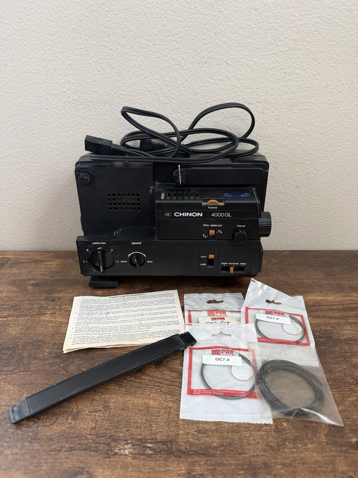 Vintage Chinon 4000 GL Variable Speed 8mm Cine Movie Projector