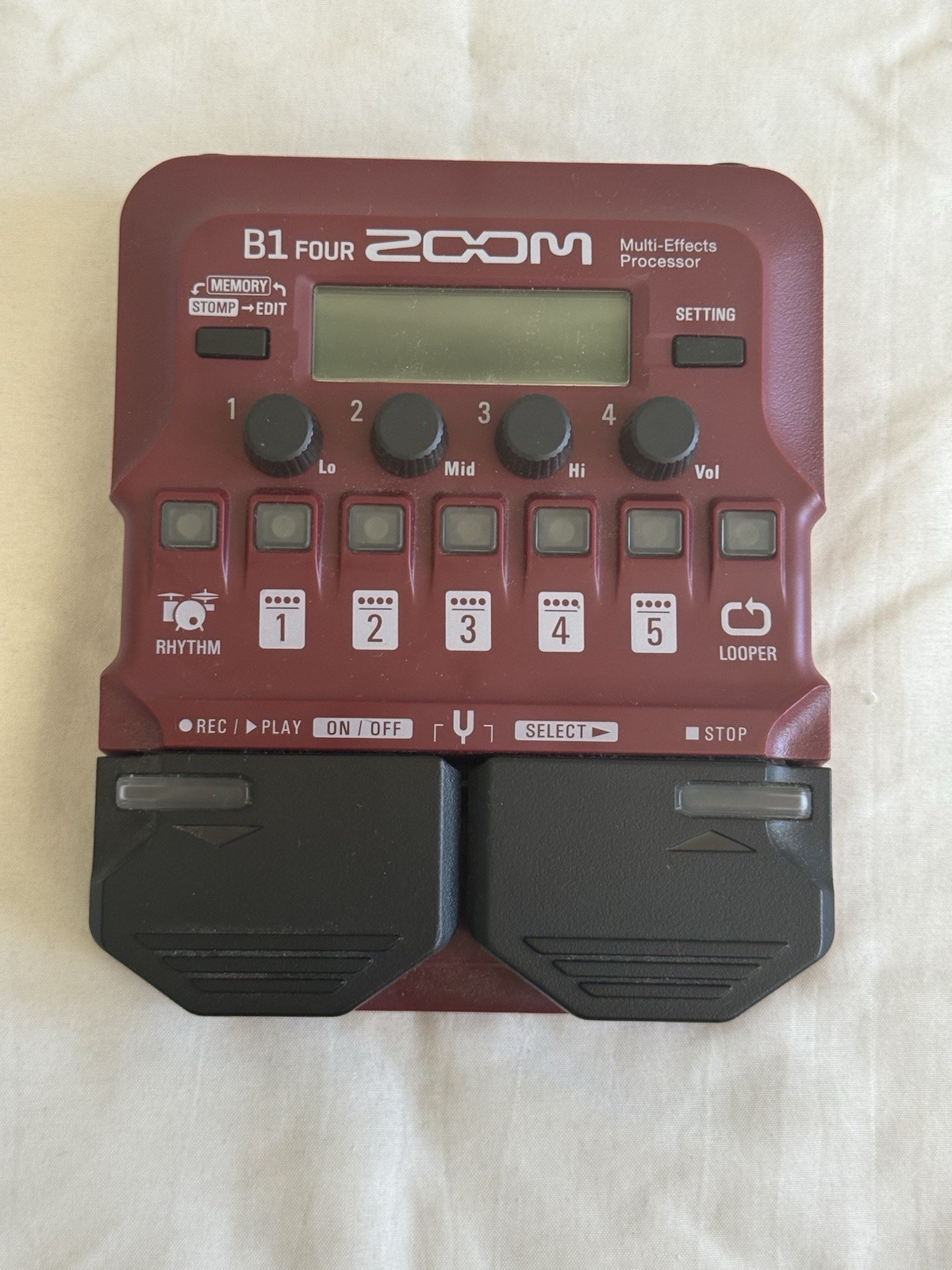 Zoom B1 FOUR Bass Multi-Effects Processor Pedal Preowned Untested