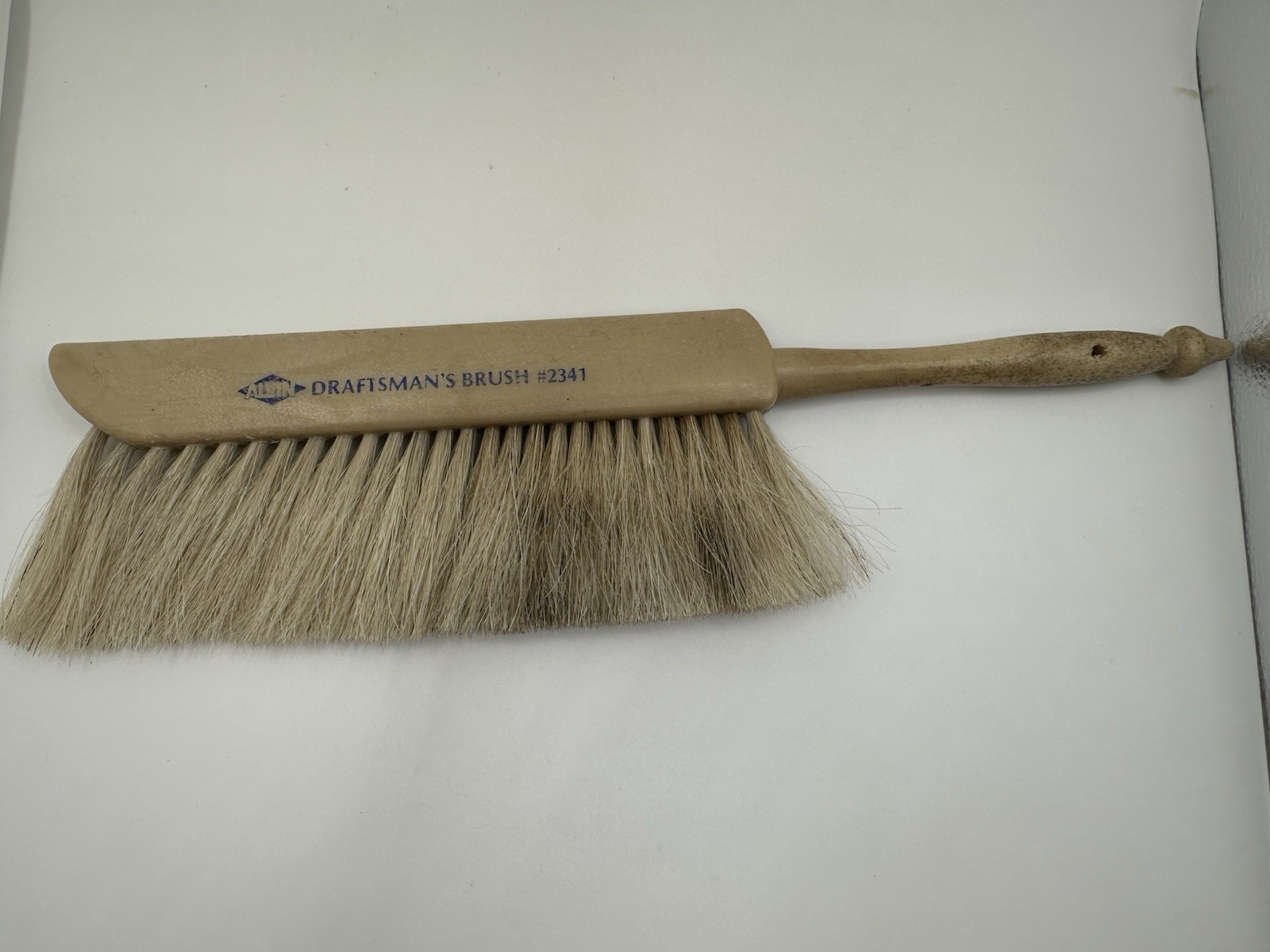 ALVIN 2341 Traditional Dusting Brush, 100% Horsehair and Wood Handle