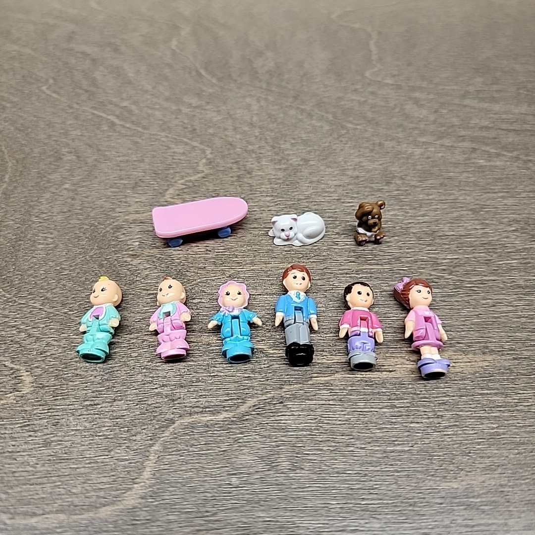 Parts and Pieces Lot - Vintage Galoob My Pretty Dollhouse Doll Figures White Cat