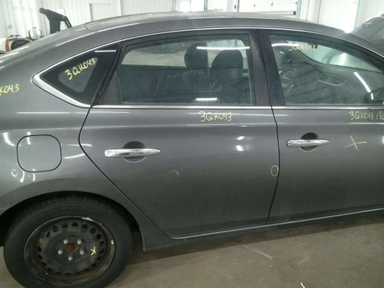 Passenger Right Front Spindle/Knuckle Fits 11-25 LEAF 104727338