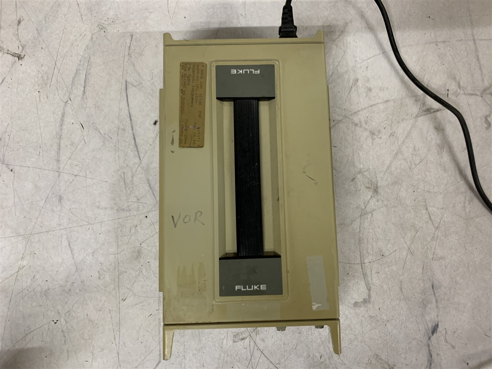 FLUKE 7250A UNIVERSAL COUNTER/TIMER