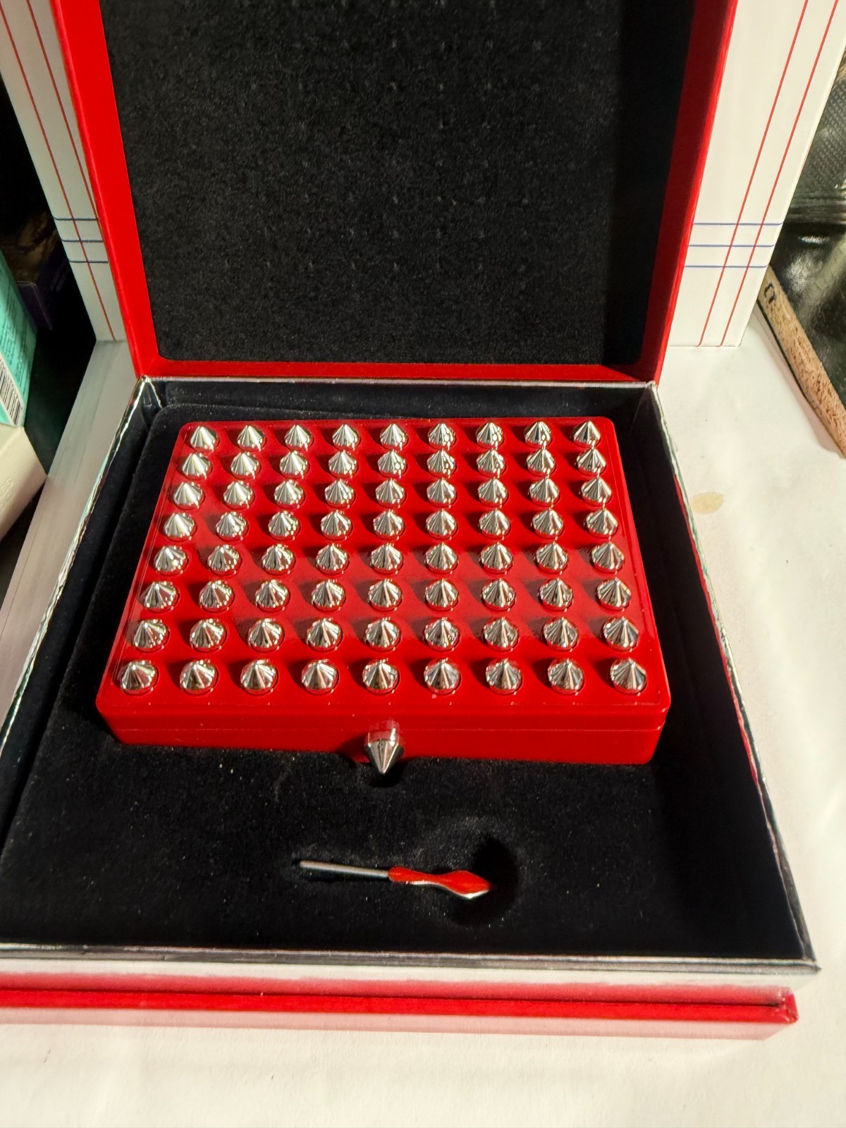 CHRISTIAN LOUBOUTIN La Palette Refillable Case Rouge Louboutin, RED