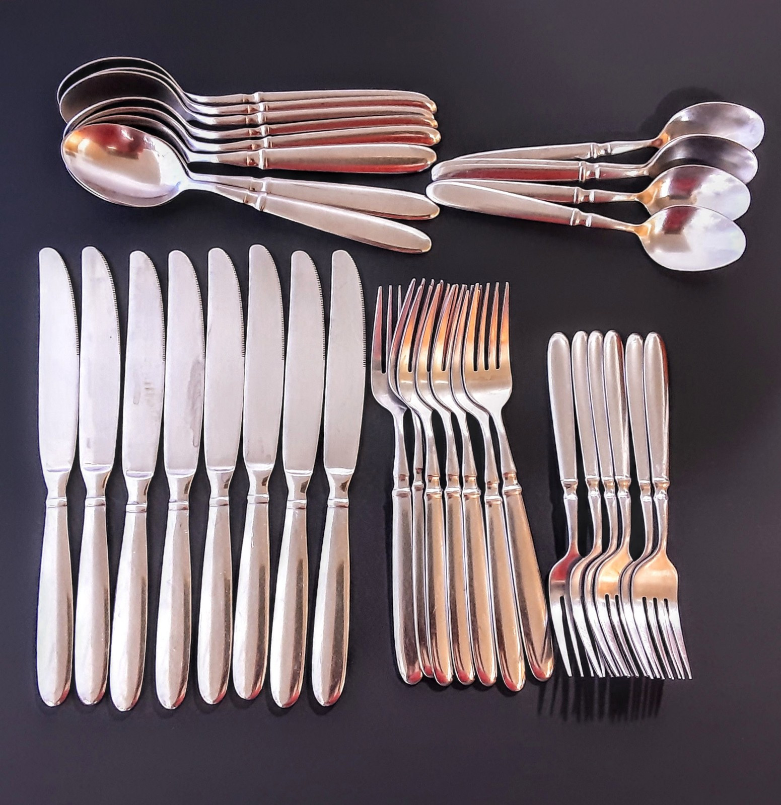 HAMPTON Silversmiths Stainless Flatware set FARAH 34 Pcs Forks Knives Spoons