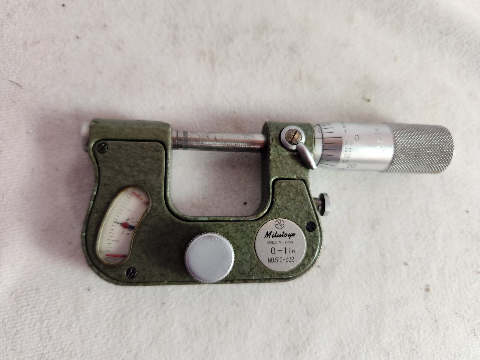 Mitutoyo Indicating Micrometer 0-1” 510-202 .0001" Resolution