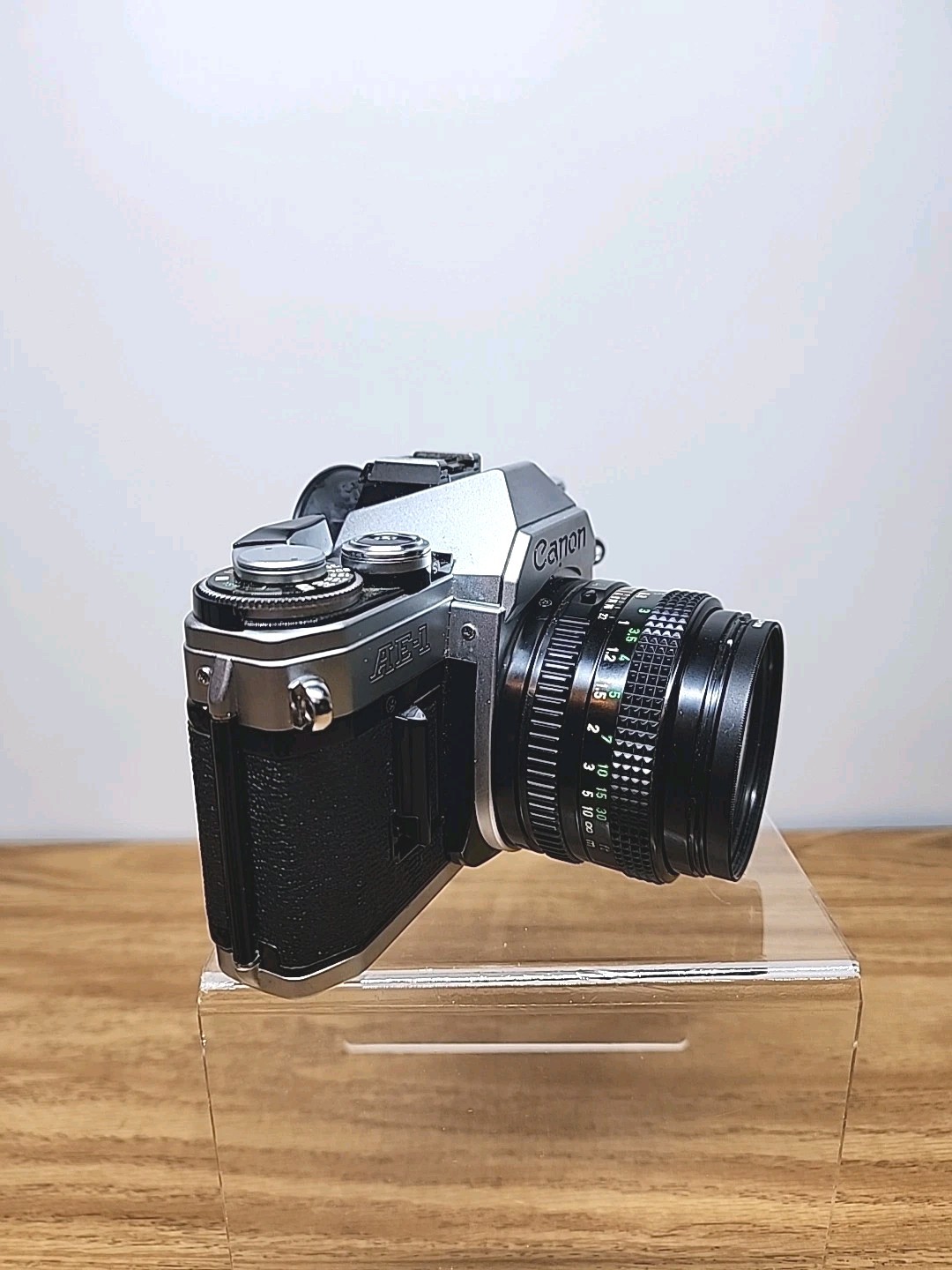 Canon AE-1 35mm SLR Film Camera With 3 Additional Lenses UNTESTED