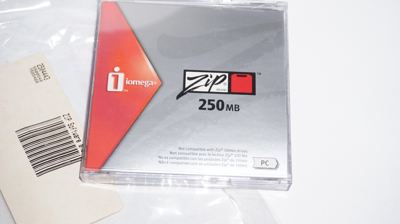 -=NEW=-=SEALED=-IOMEGAWARE 1.1.3 SOFTWARE+SEALED ZIP100 DISK+OPENED ZIP 250 DISK