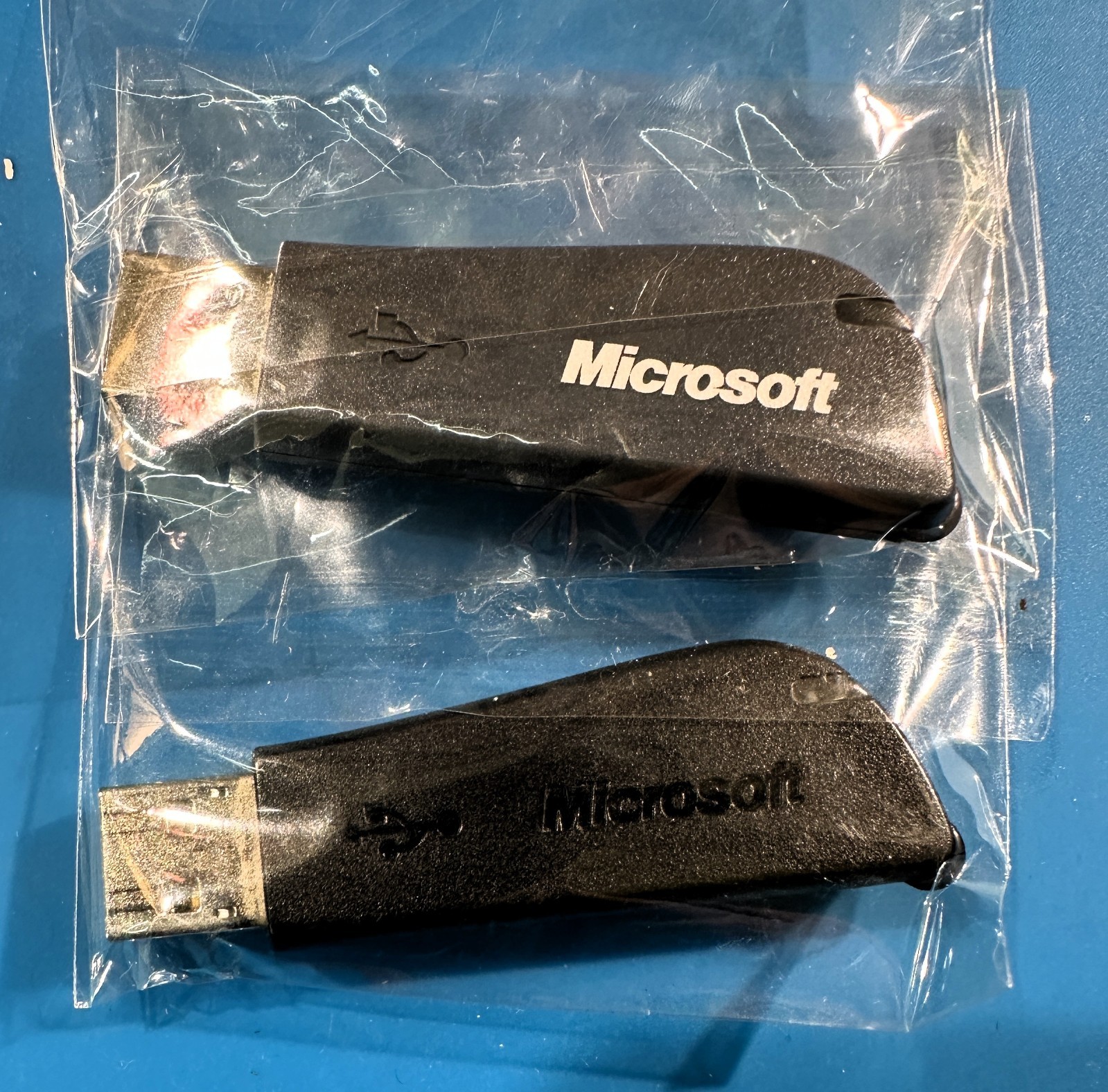 Lot of 2 MICROSOFT Notebook Receiver v2.0 Model 1051 For Wireless Mouse Tested
