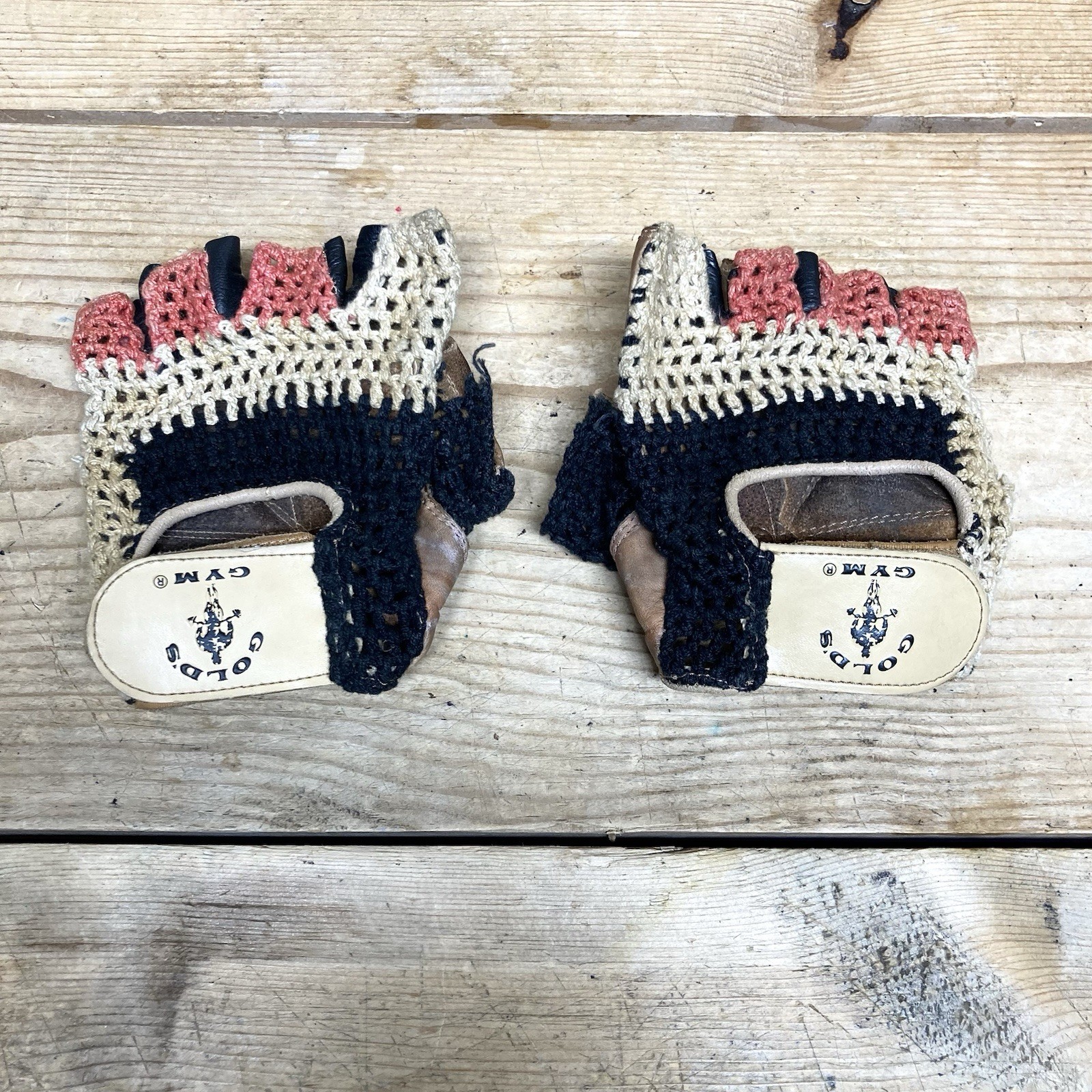 VERY RARE Vintage Gold's Gym leather & crochet fingerless Workout Gloves AS-IS