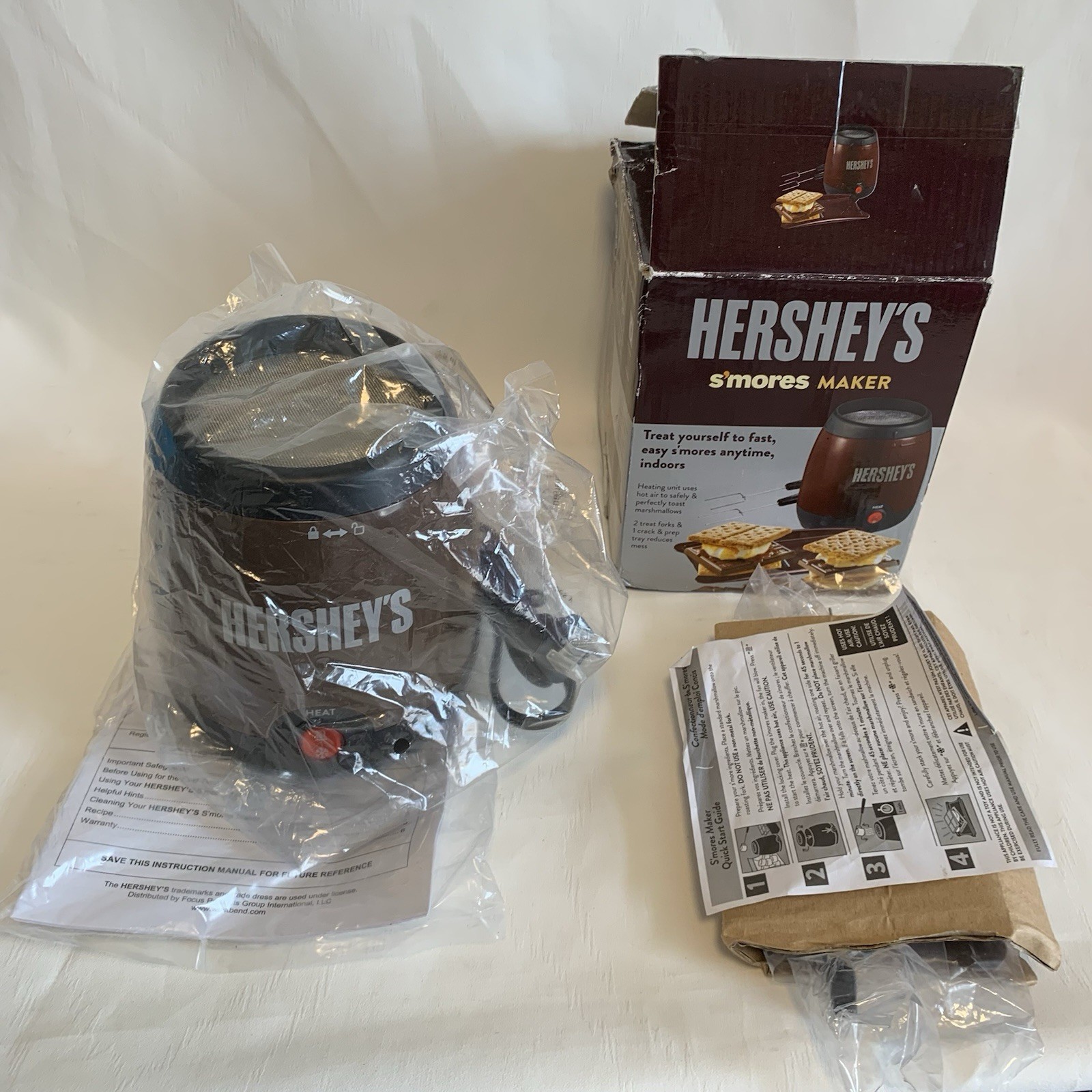 Hersheys Smores Maker New Open Box