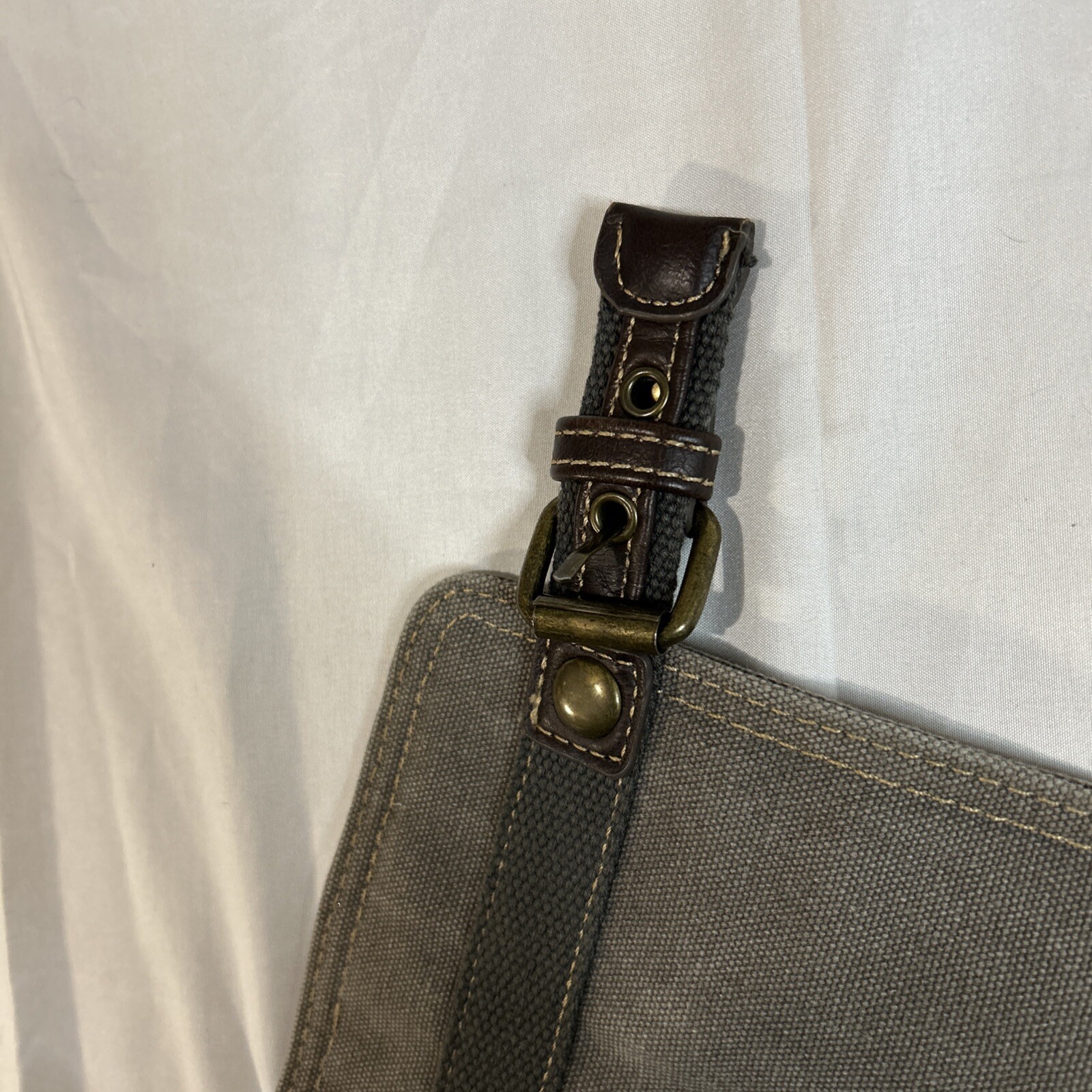 Cargoit Gray Canvas Backpack Magnetic Closures Pockets Straps and A Deep Inside
