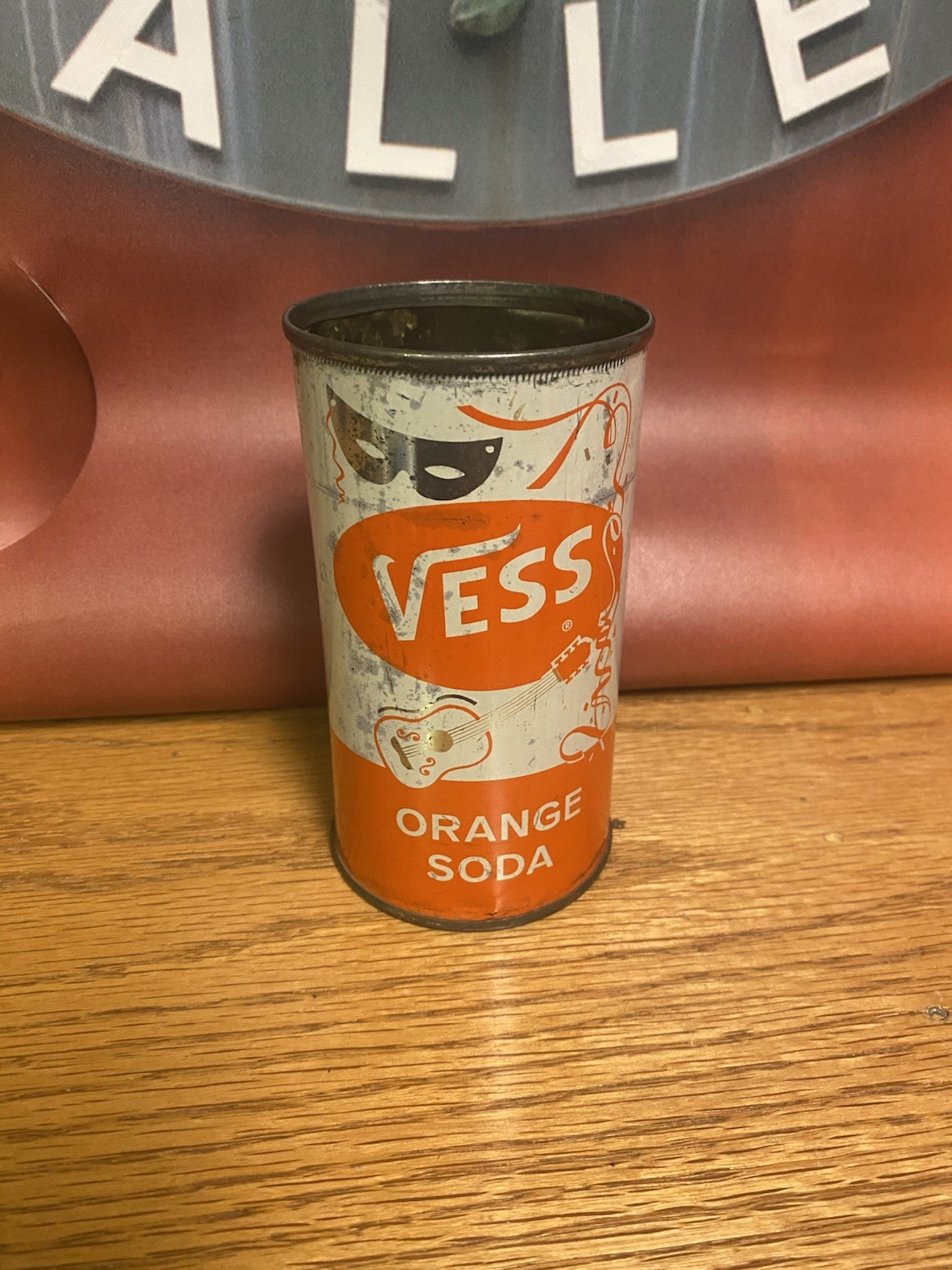 Vess  Flat Top Soda Can Pre Zip Old Vintage Soda Can Orange Soda  St Louis Mo